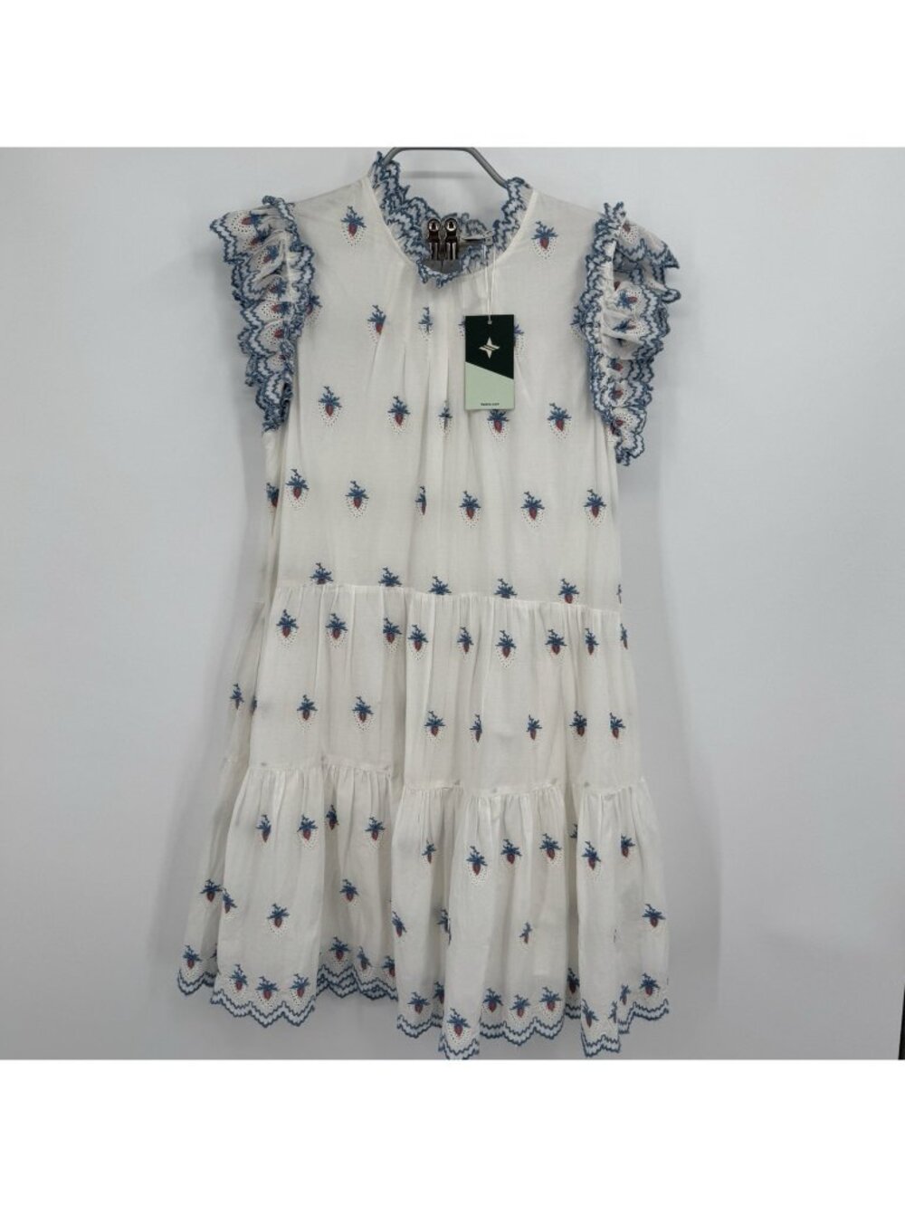 Sea New York Cream Renee Embroidered Strawberry Dress size M Medium NWT